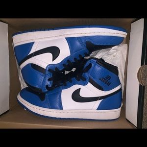 Jordan 1 Retro High ‘Rare Air Soar’ size 9.5
